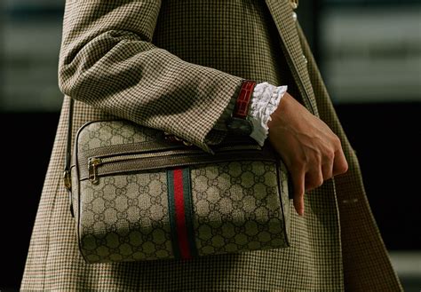 gucci offical website
